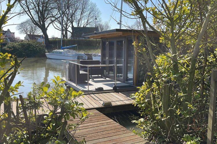 Waterfront Houseboat Near The Centre Hotell Monnickendam Exteriör bild