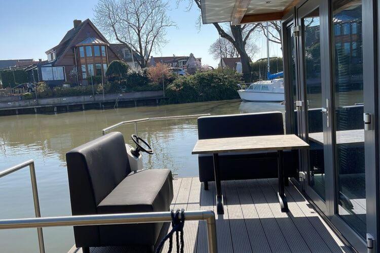 Waterfront Houseboat Near The Centre Hotell Monnickendam Exteriör bild